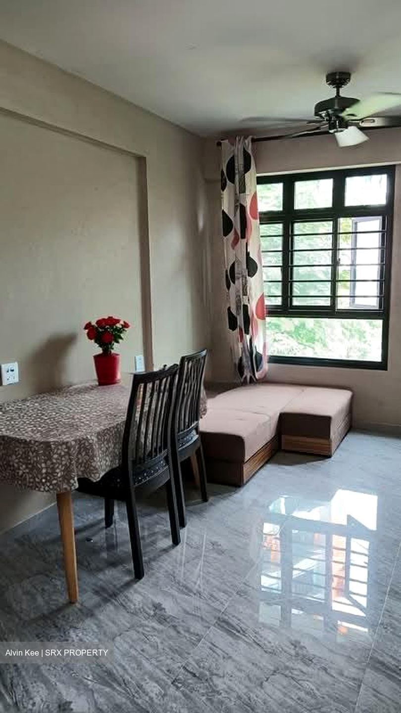 Blk 593B Montreal Ville (Sembawang), HDB 2 Rooms #578078091